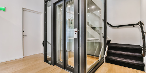 Proyectos de Arquitectura en Badalona · Proyectos de Ascensores